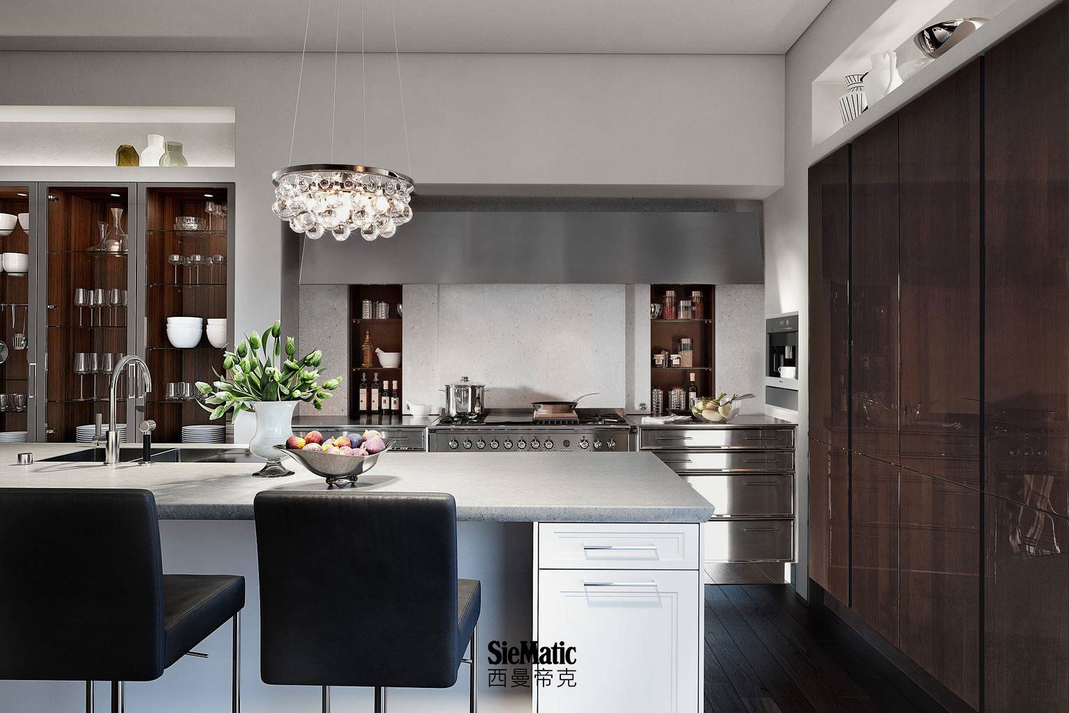 Timelessly elegant kitchen from the Classic style collection with SieMatic StoneDesign countertop and elliptical edging