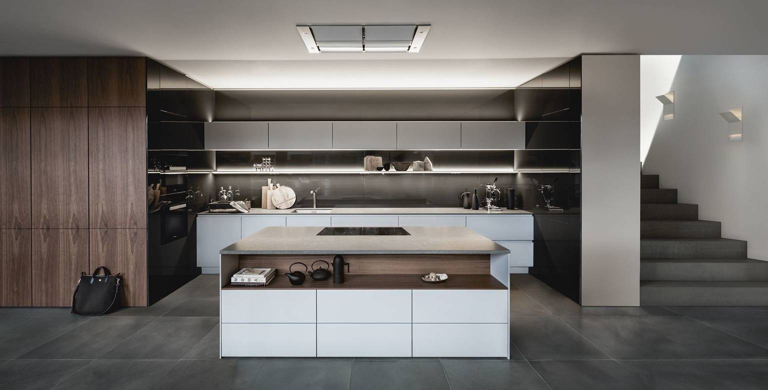 SieMatic Pure S2 SE in sterling grey matte and graphite grey with kitchen island