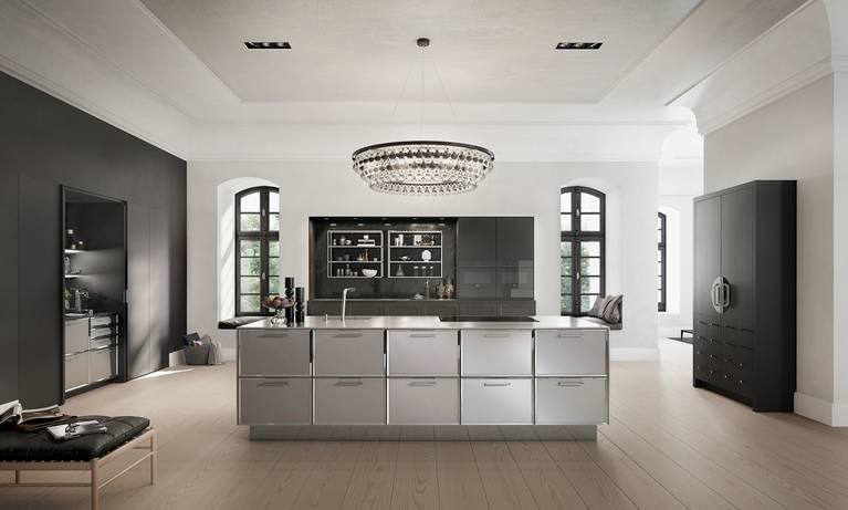 SieMatic Classic BeauxArts SE in black matte oak with kitchen island and Chinese wedding cabinet
